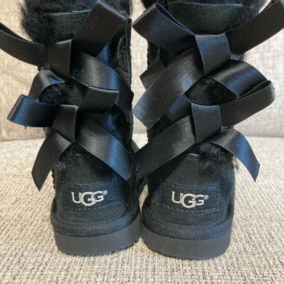 UGG Other - UGG Black Kids Boots with Bows